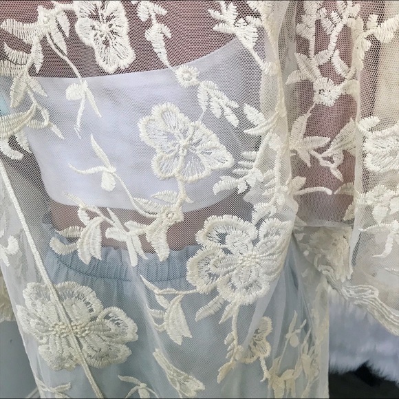 Crochet Lace Floral Midi Kimono - Picture 5 of 8